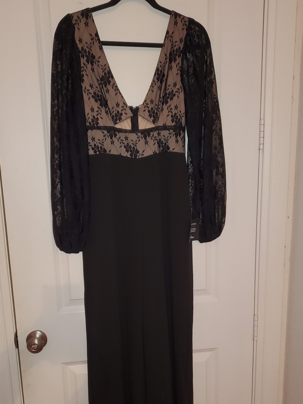 Lulu's, M,  Black Long-Sleeve Lace Jumpsuit with Nude Bodice